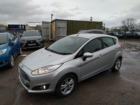 FORD FIESTA 1.0 T EcoBoost Zetec 