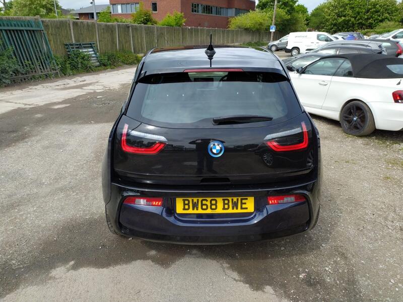 BMW I3