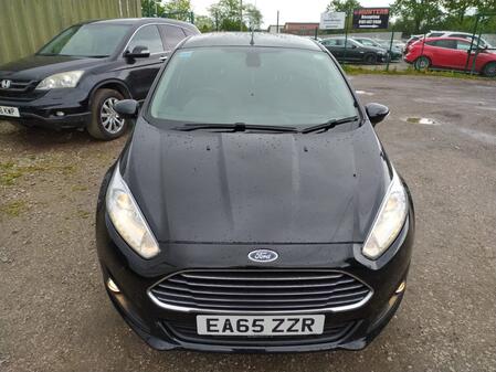 FORD FIESTA 1.0 T EcoBoost Titanium