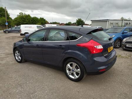 FORD FOCUS 1.0 T EcoBoost Zetec