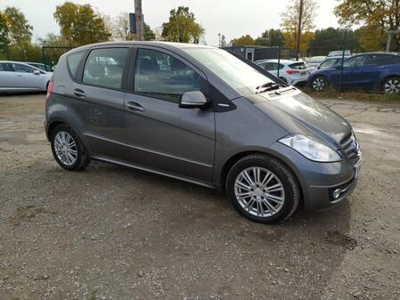 MERCEDES-BENZ A CLASS 1.5 A160 Elegance SE