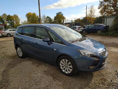 VAUXHALL ZAFIRA TOURER 2.0 CDTi SE